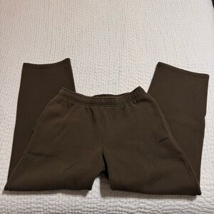 aritzia mega straight sweatpants